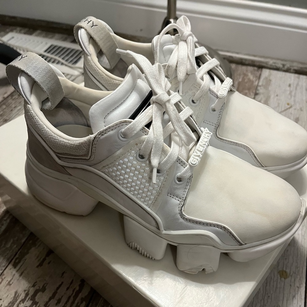 Givenchy Sneakers
